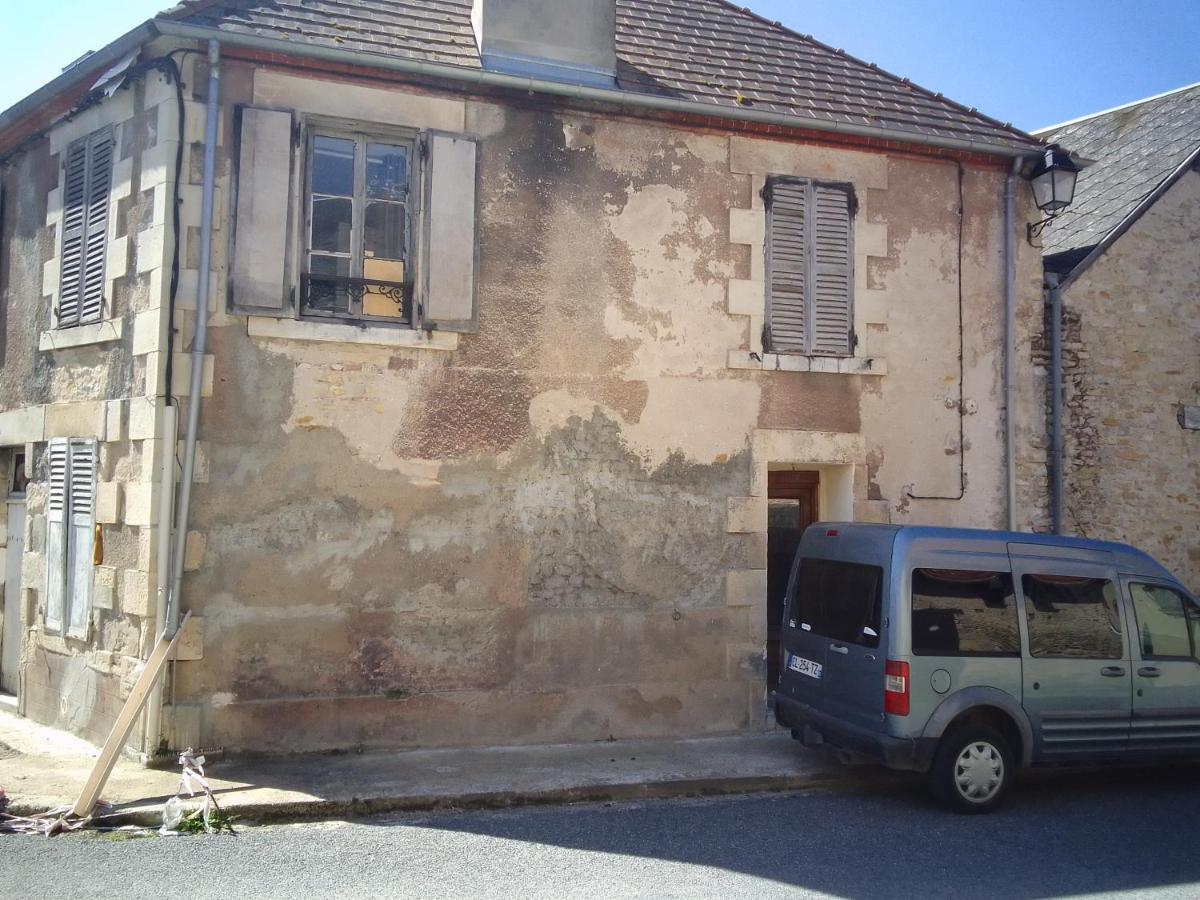 Chambre Chez L'Habitant Saint-Pierre-le-Moutier Luaran gambar